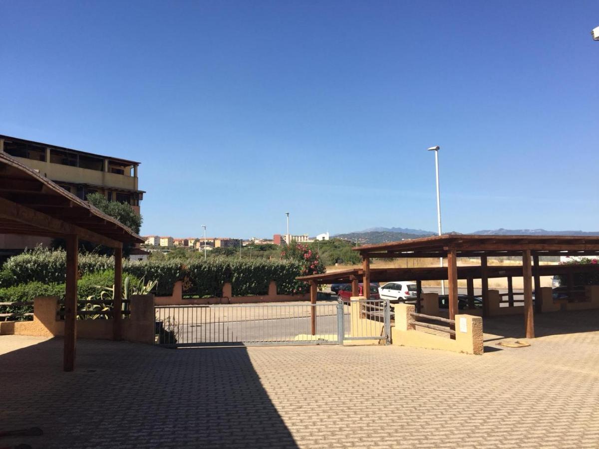 Casa Del Relax Apartment Олбия Екстериор снимка